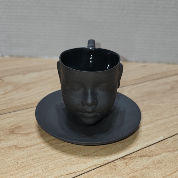 Cute Porcelain Ceramic Doll Head Coffee Tea Cup Mug Saucer Black Matte Shiny Set - Picture 1 of 5